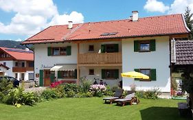 Gaestehaus Attenhauser